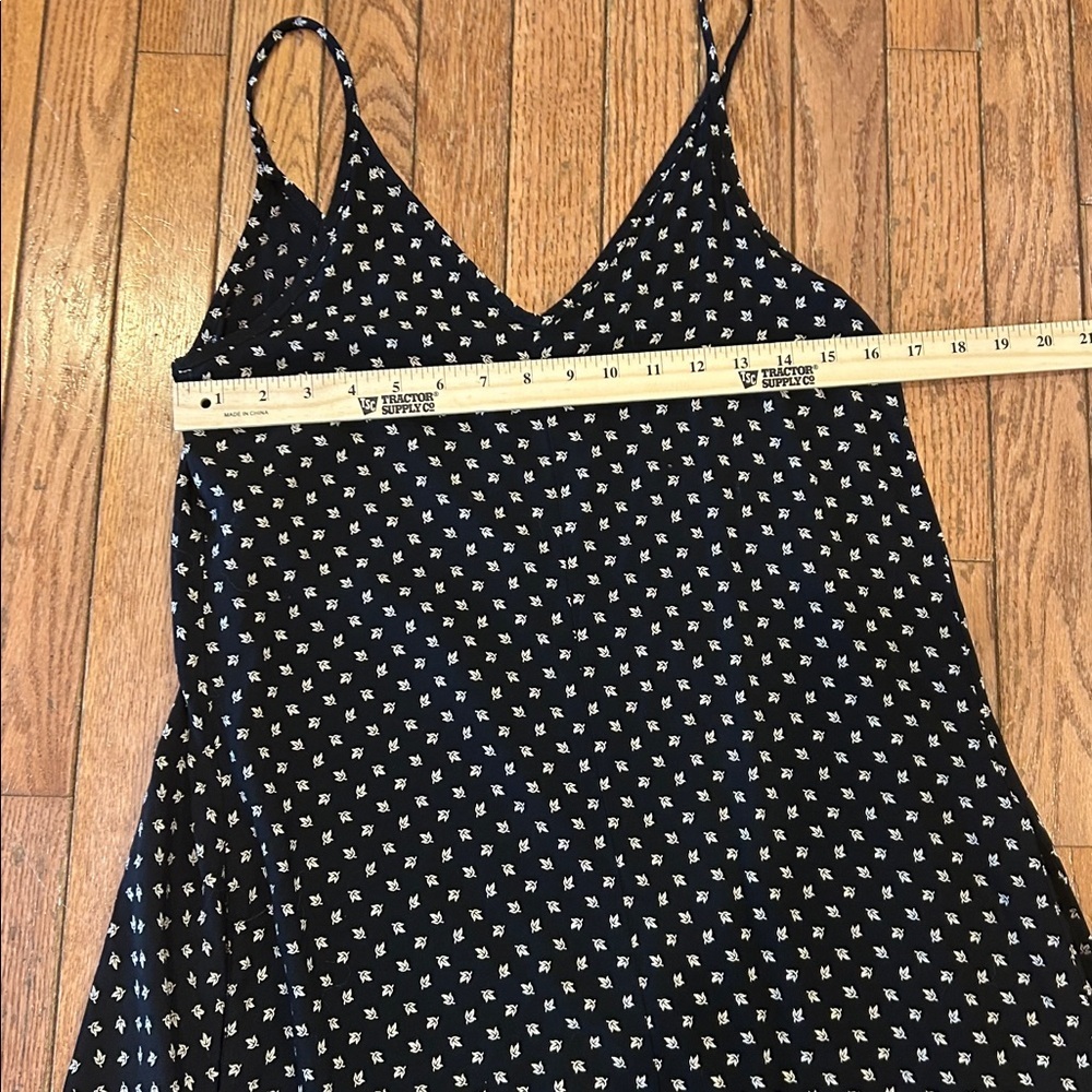 Elegant Black Polka v-neck Dot Maxi Dress - Picture 6 of 8